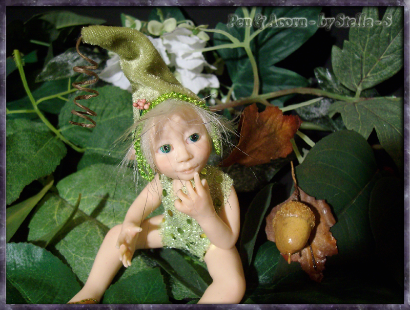 Baby Faerie Pen & Acorn back to gallery